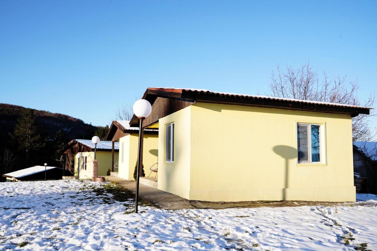 Daskalov Bungalows Chervena Lokva Luaran gambar