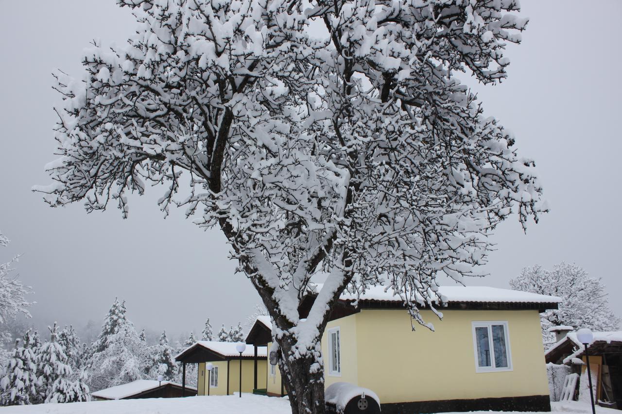 Daskalov Bungalows Chervena Lokva Luaran gambar