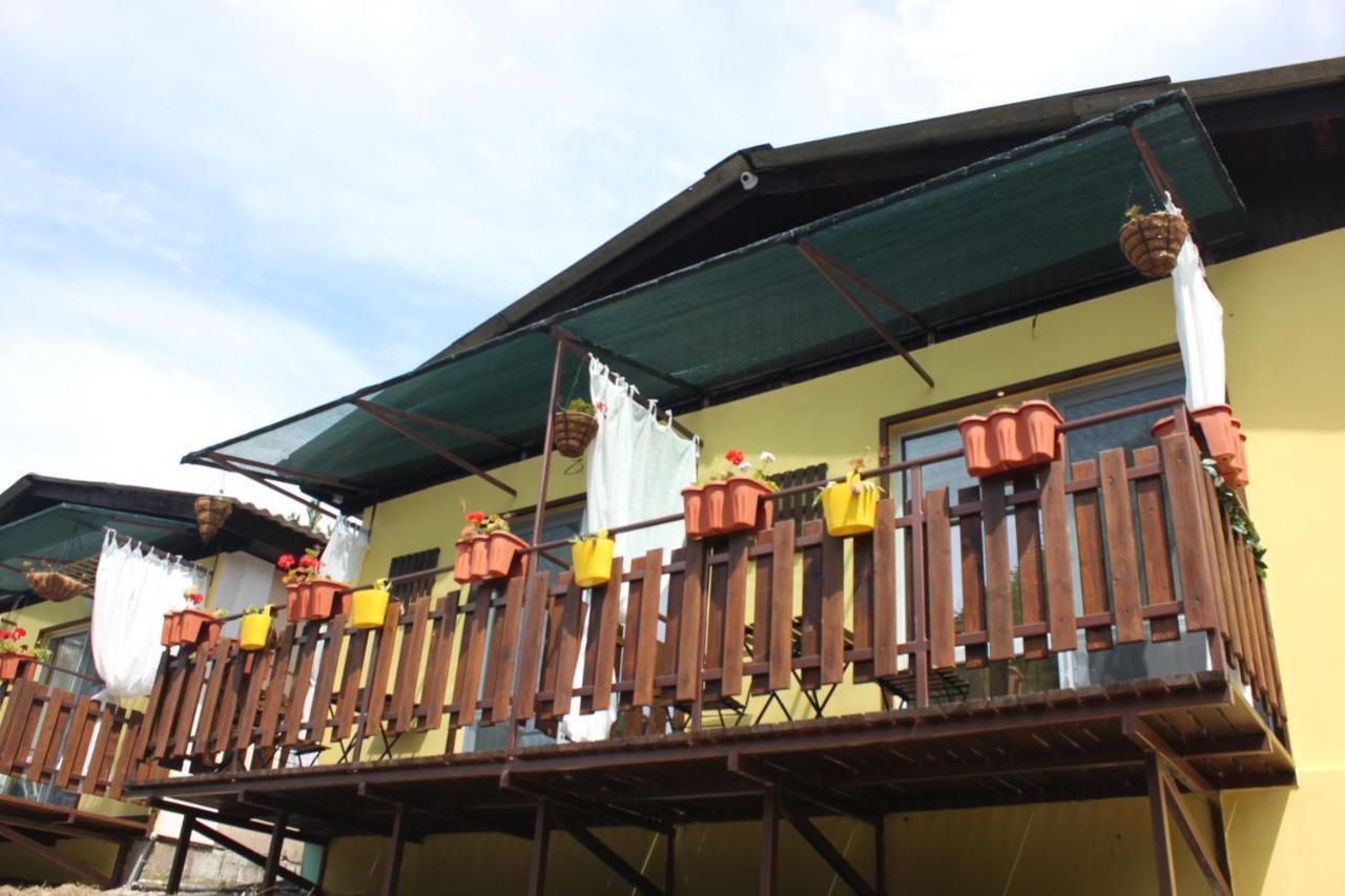 Daskalov Bungalows Chervena Lokva Luaran gambar
